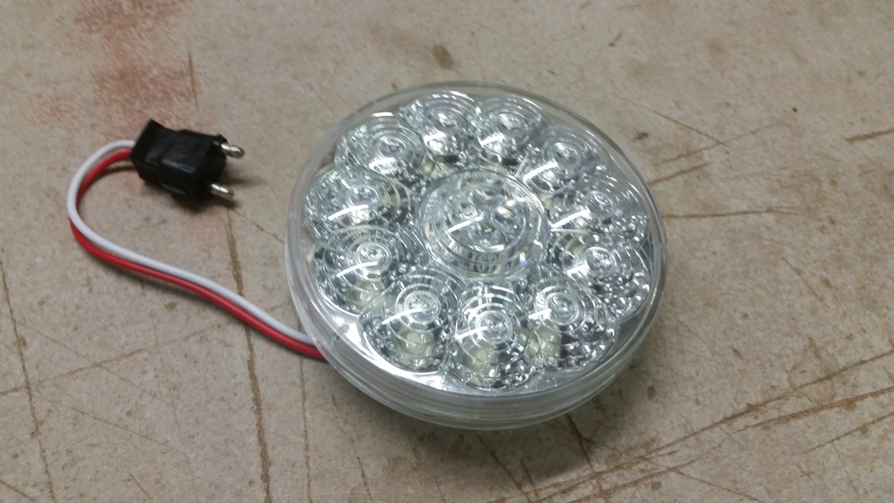 LIGHT/YELLOW 12VDC/MK7XT