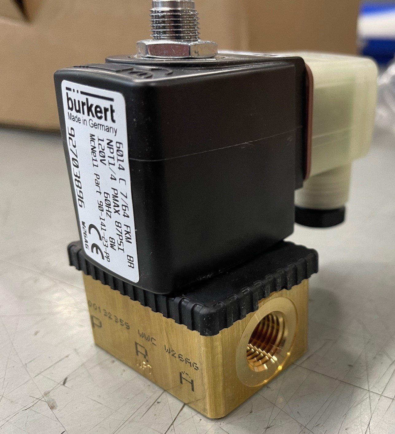 VALVE 3/2 NC C/W 120V DIN RECT (90-141-23-PP)