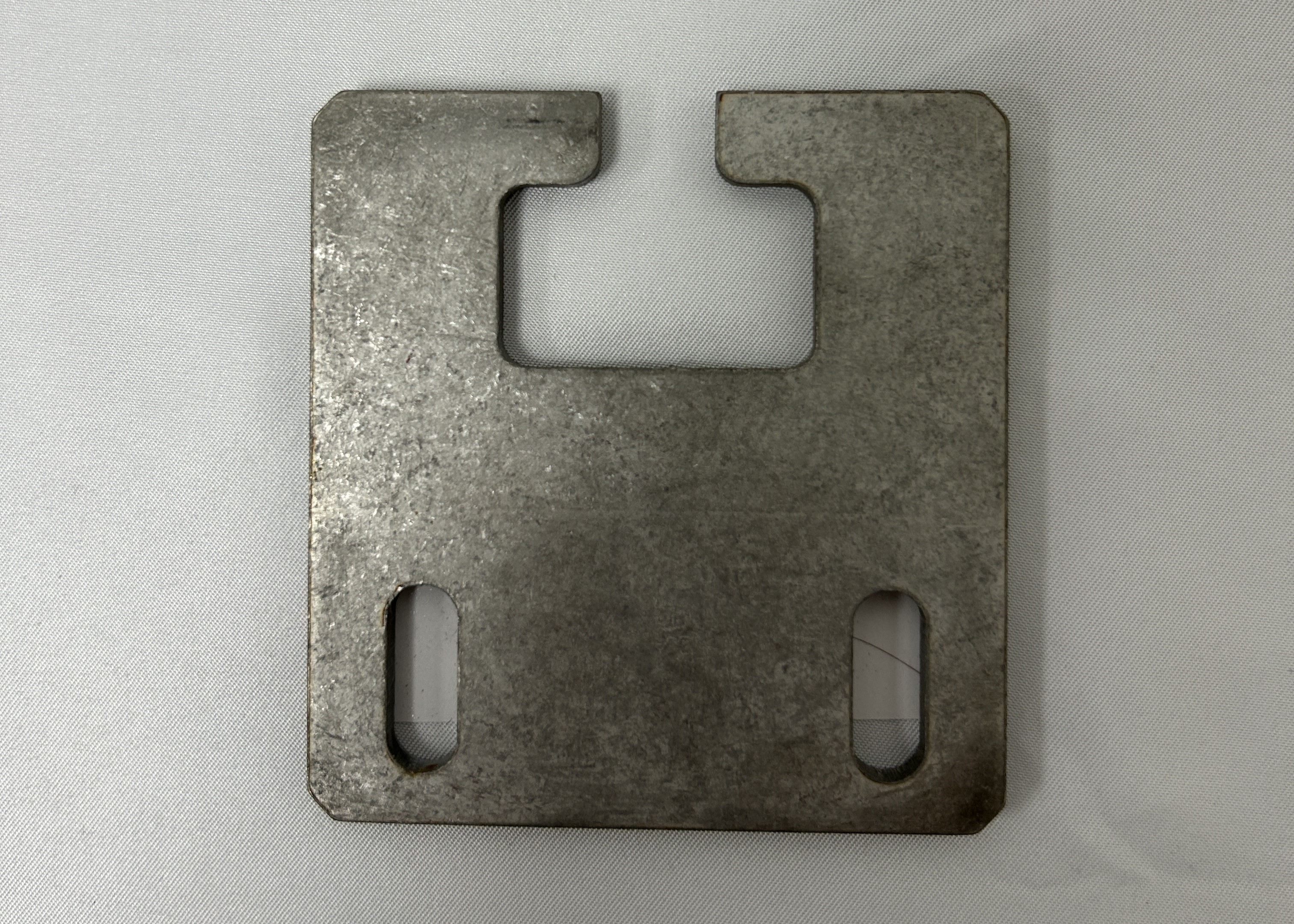 BRACKET/RETAINING,TRACK WASH