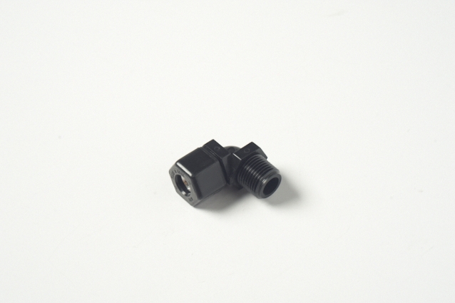 ELB 1/2 TUBE X 1/2 MPT